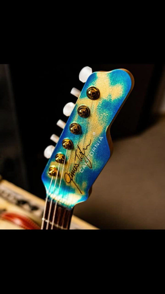 🎸 James Tyler - Studio Elite 1987 In 1987, James Tyler wasn’t just crafting guitars—he was redefining what a boutique instrument c...