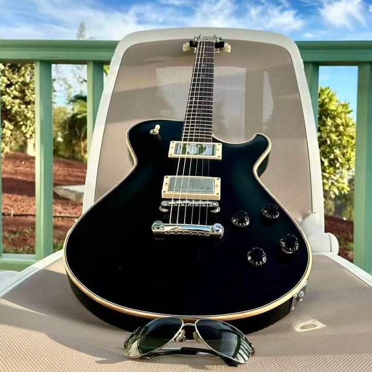 Knaggs Guitars News: 31/10/2023