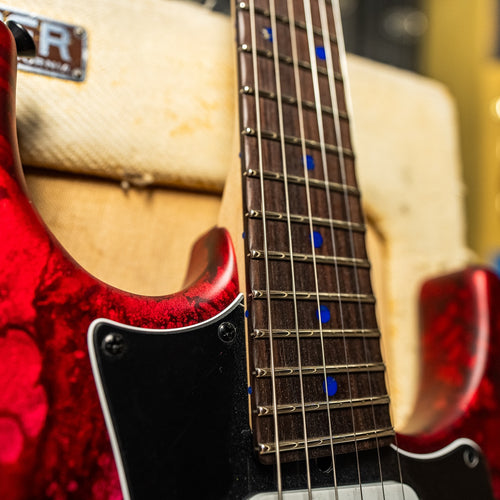 James Tyler USA Studio Elite HD – Reverse Jimburst over Cherry Red Shmear