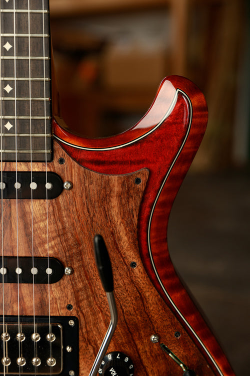 Knaggs USA Severn Aged Scotch 2 Tone T2 Top Diamond Inlay