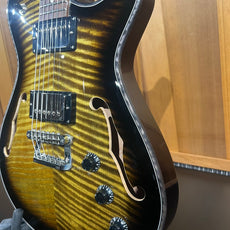 Knaggs Guitars - Chena #443 in Sunflower / Onyx Bind