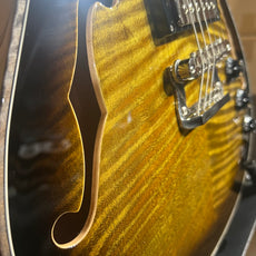 Knaggs Guitars - Chena #443 in Sunflower / Onyx Bind