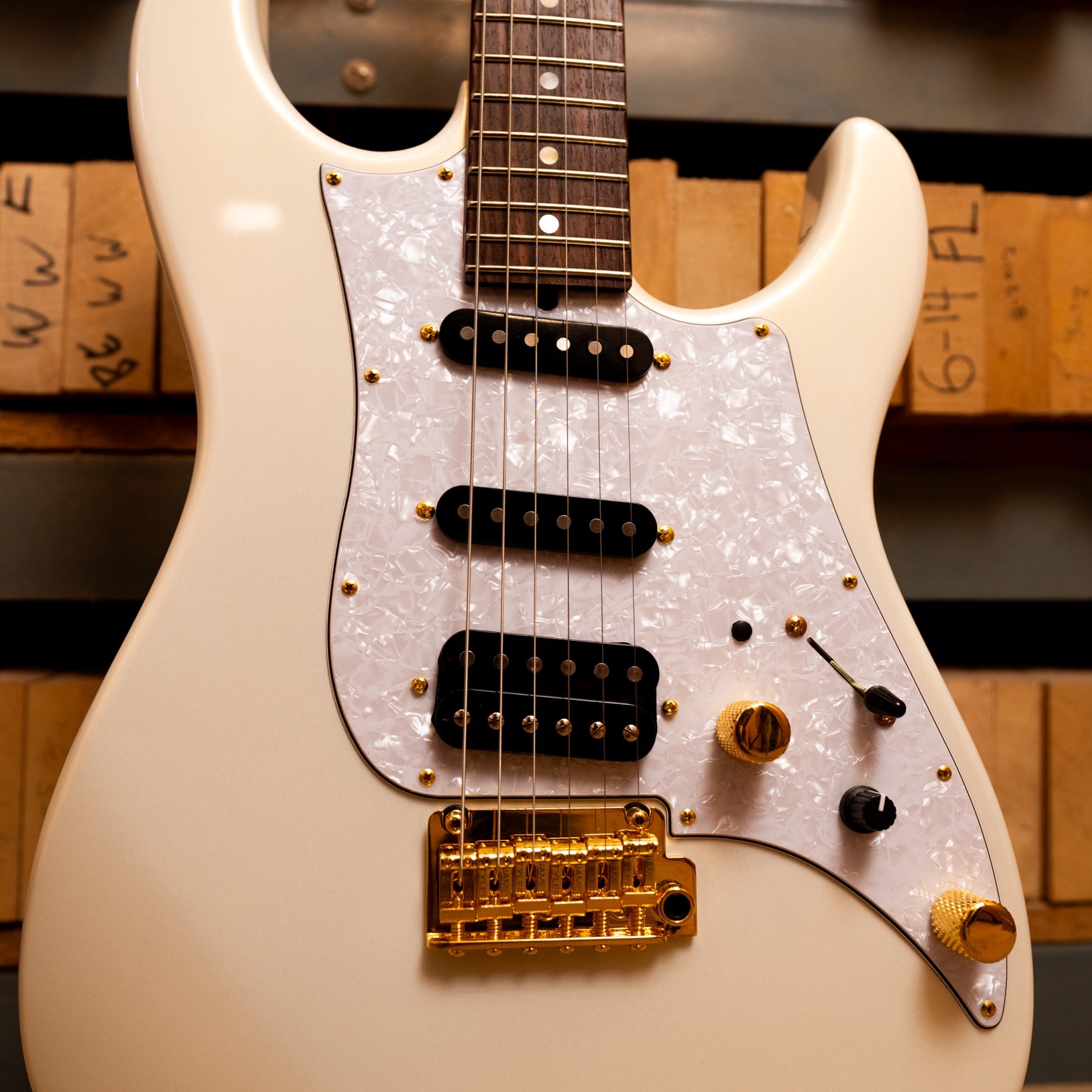 James Tyler JTG-MK1 -  White Pearl Metallic