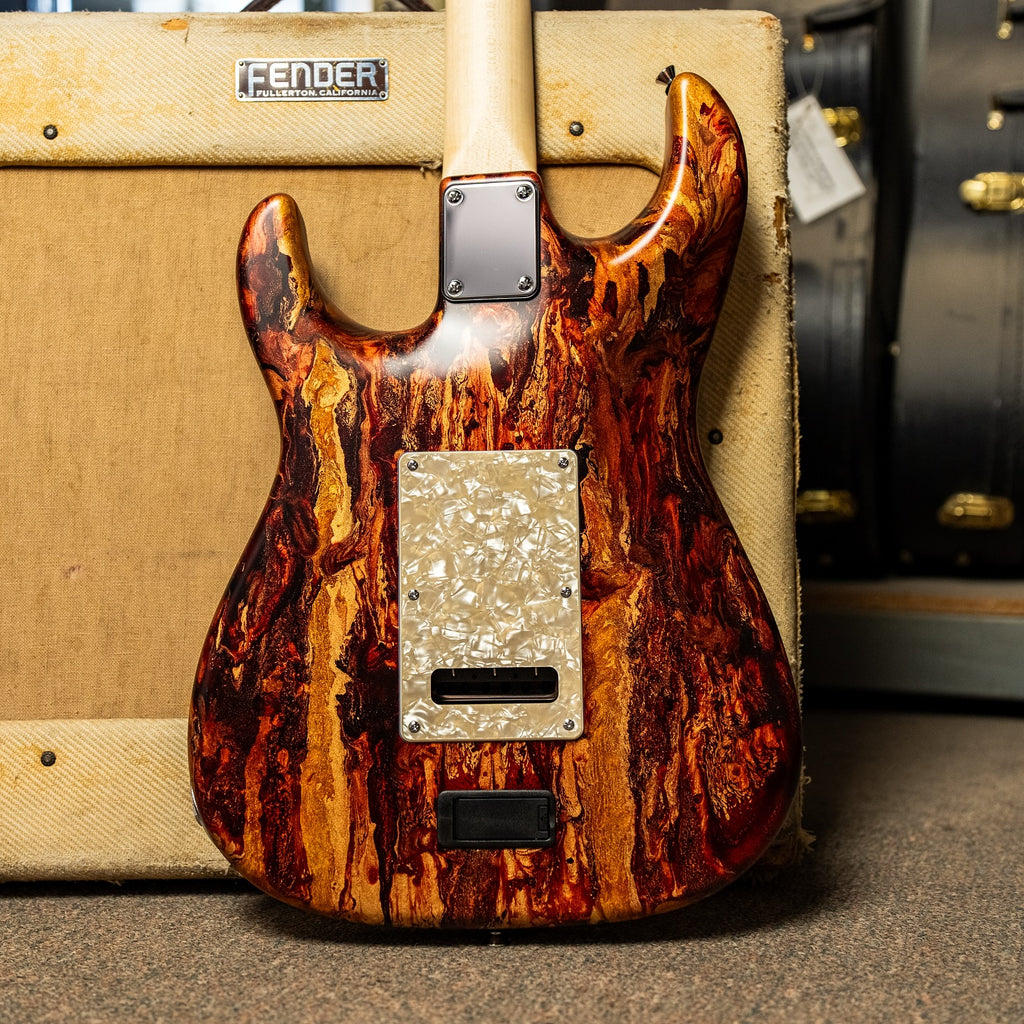 James Tyler USA Studio Elite HD in Caramel Cappuccino Shmear with Vintage White Pearl pickguard