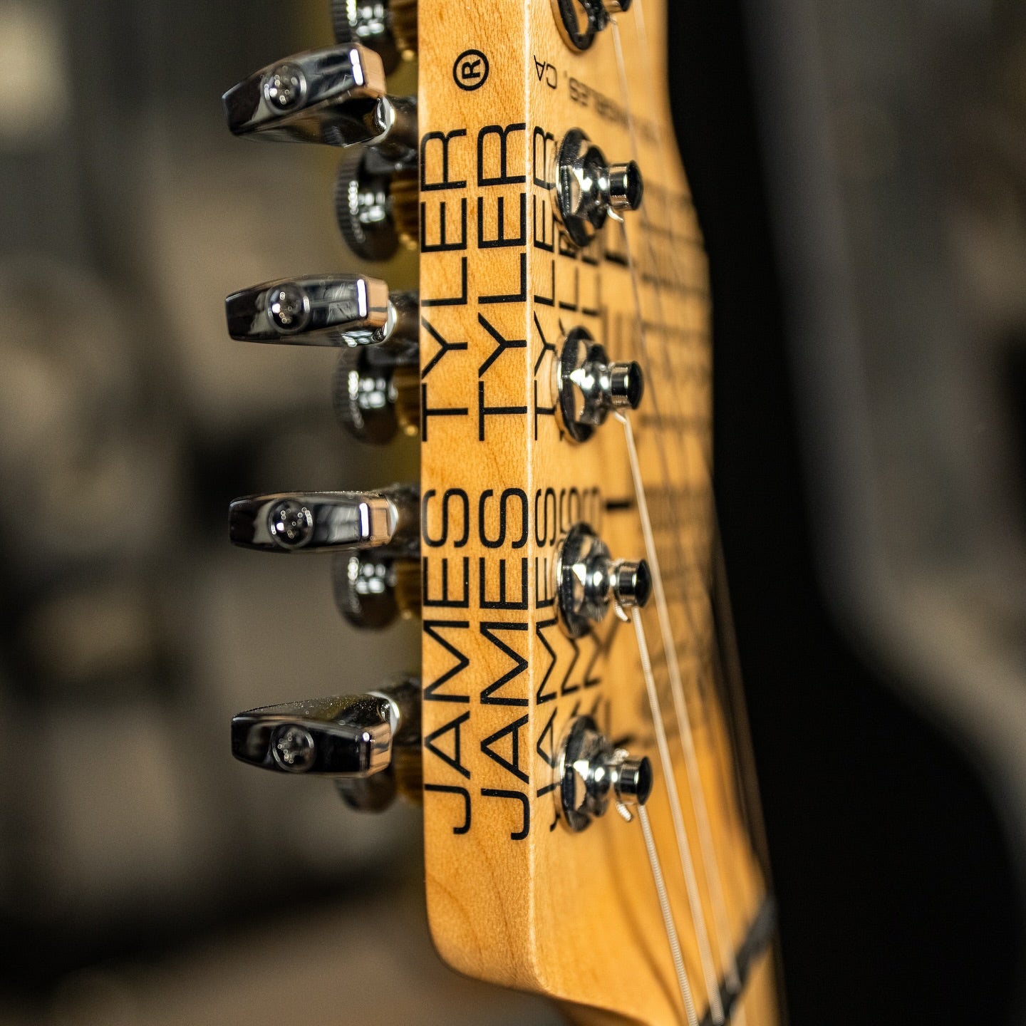 James Tyler USA LA Studio Classic – Vintage Psychedelic Vomit (Studio Elite Headstock)