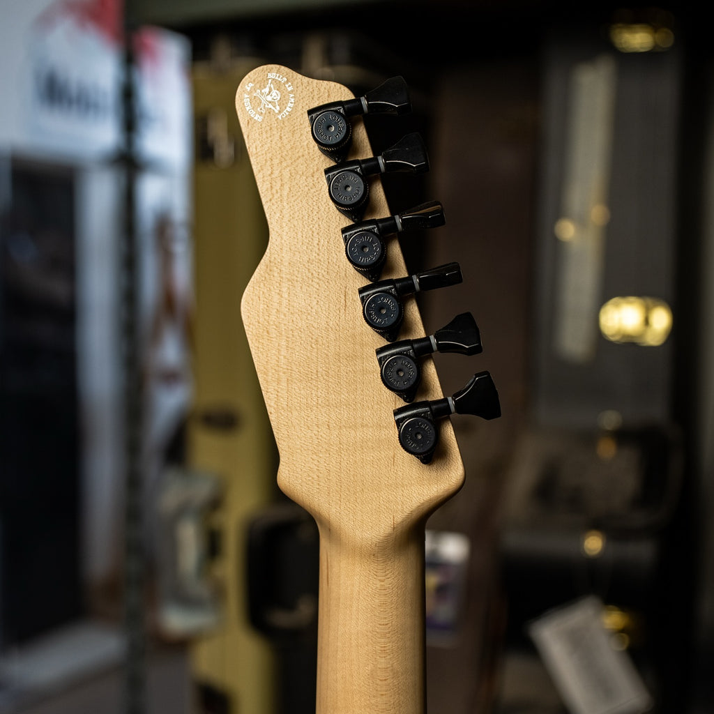 James Tyler USA Studio Elite HD – Reverse Jimburst over Cherry Red Shmear