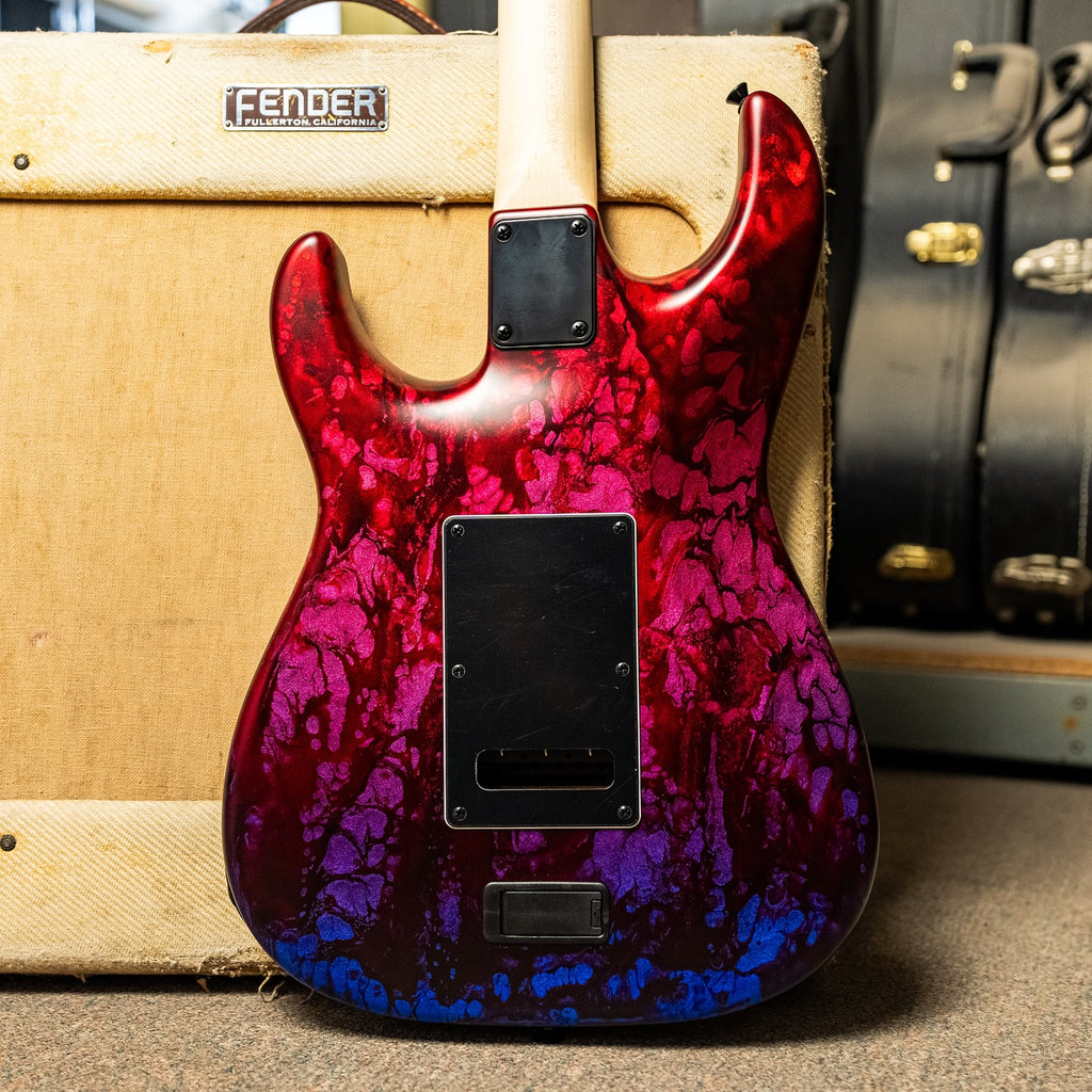 James Tyler USA Studio Elite HD – Reverse Jimburst over Cherry Red Shmear