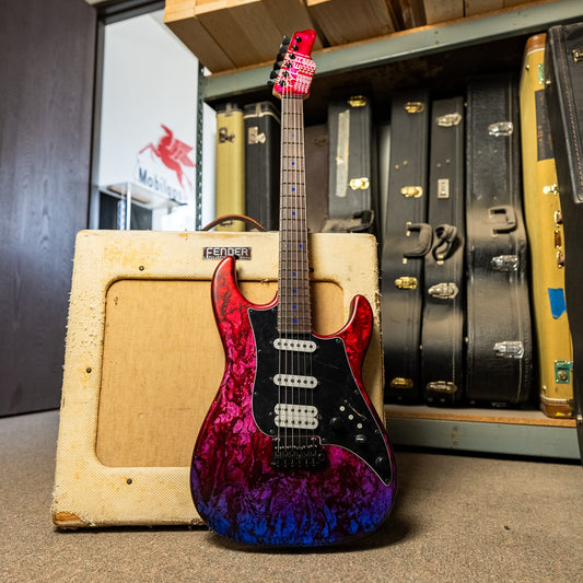 James Tyler USA Studio Elite HD – Reverse Jimburst over Cherry Red Shmear