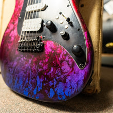 Load image into Gallery viewer, James Tyler USA Studio Elite HD – Reverse Jimburst over Cherry Red Shmear