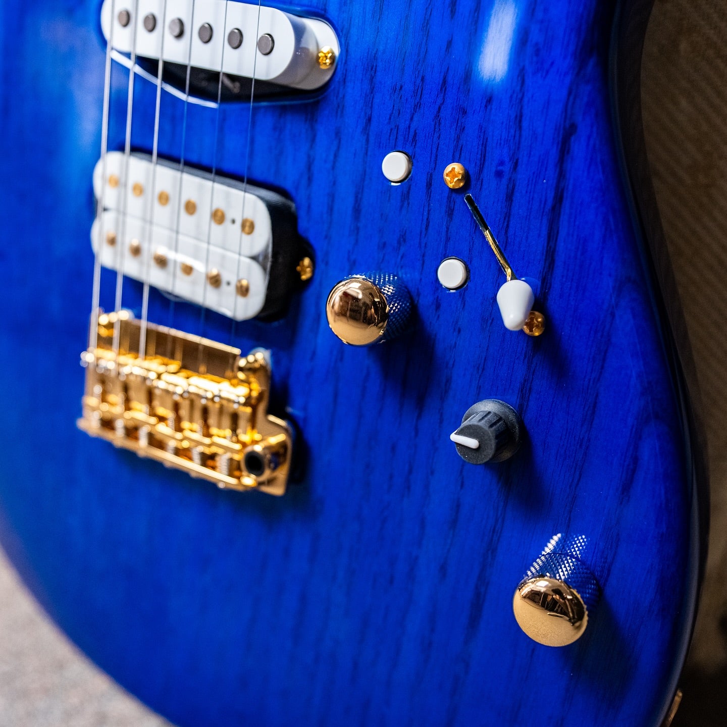 James Tyler USA James Tyler USA Studio Elite HD in Transparent Royal Blue