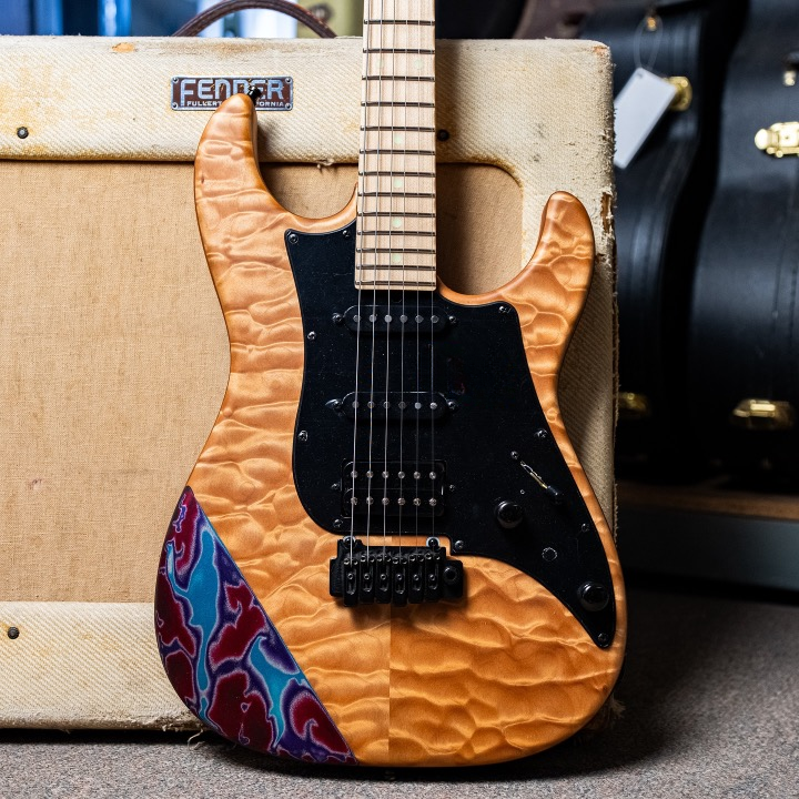 James Tyler USA Studio Elite HD – Natural 5A Quilt Maple with Bare Arm Contour in Vintage Psychedelic Vomit