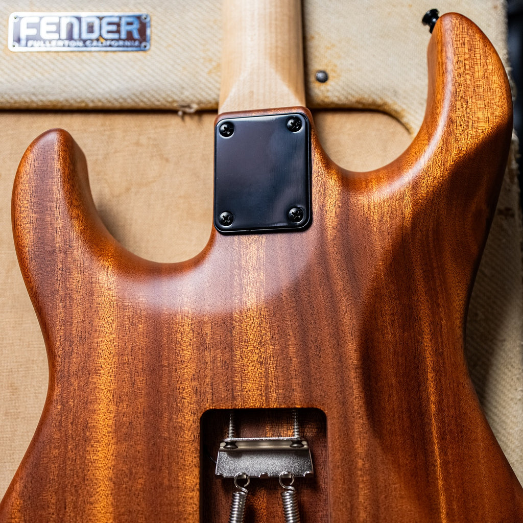 James Tyler USA Studio Elite HD – Natural 5A Quilt Maple with Bare Arm Contour in Vintage Psychedelic Vomit