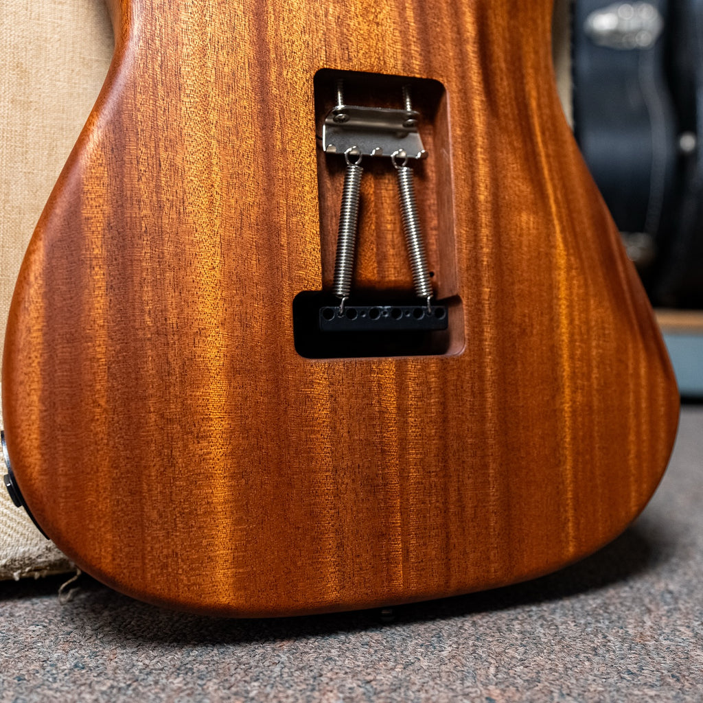 James Tyler USA Studio Elite HD – Natural 5A Quilt Maple with Bare Arm Contour in Vintage Psychedelic Vomit