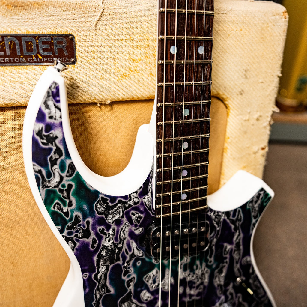 James Tyler USA Ultimate Weapon HD with Alien Guano top and White sides/back