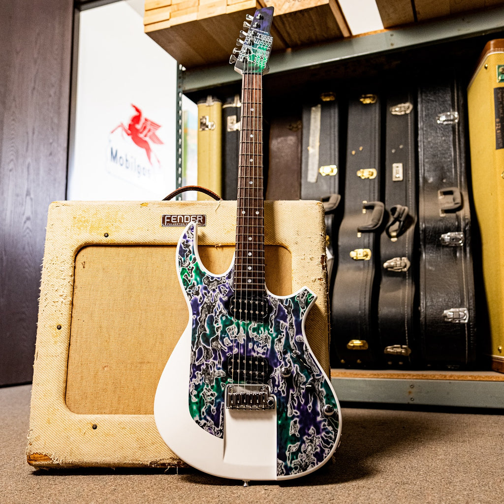 James Tyler USA Ultimate Weapon HD with Alien Guano top and White sides/back