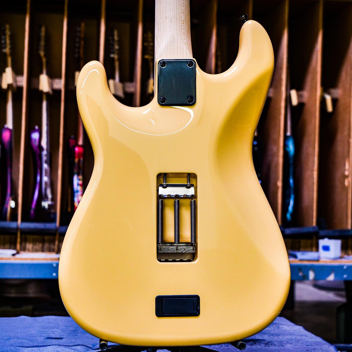 James Tyler USA Dan Huff Yellow Classic