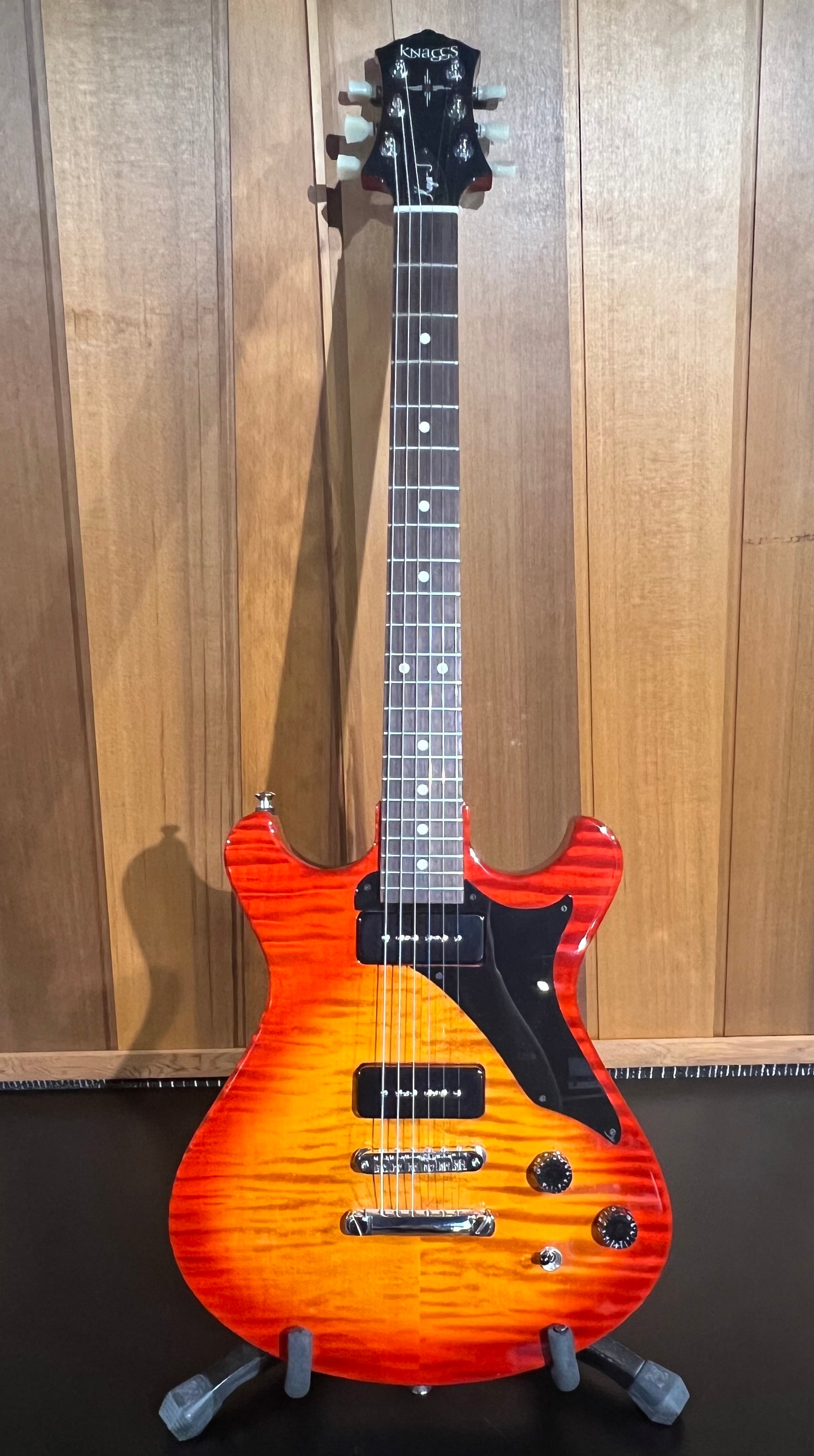Knaggs Guitars - Keya “J” MT # 353, Cherry Burst