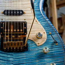 Knaggs USA Severn Turquoise Beach Burst Deep Hollow T1 Top