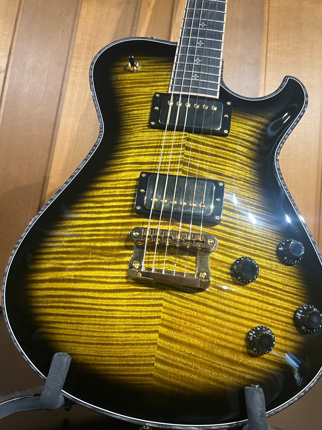 Knaggs Guitars - Kenai, # 2200, Sunflower Black Burst