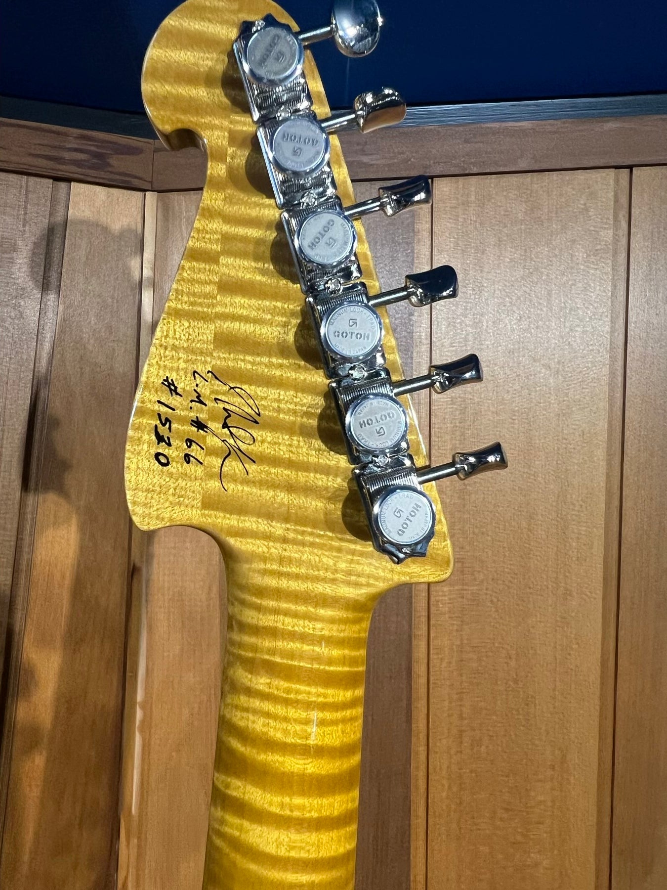 Knaggs Guitars - Severn Larry Mitchell in Blueburst  #66