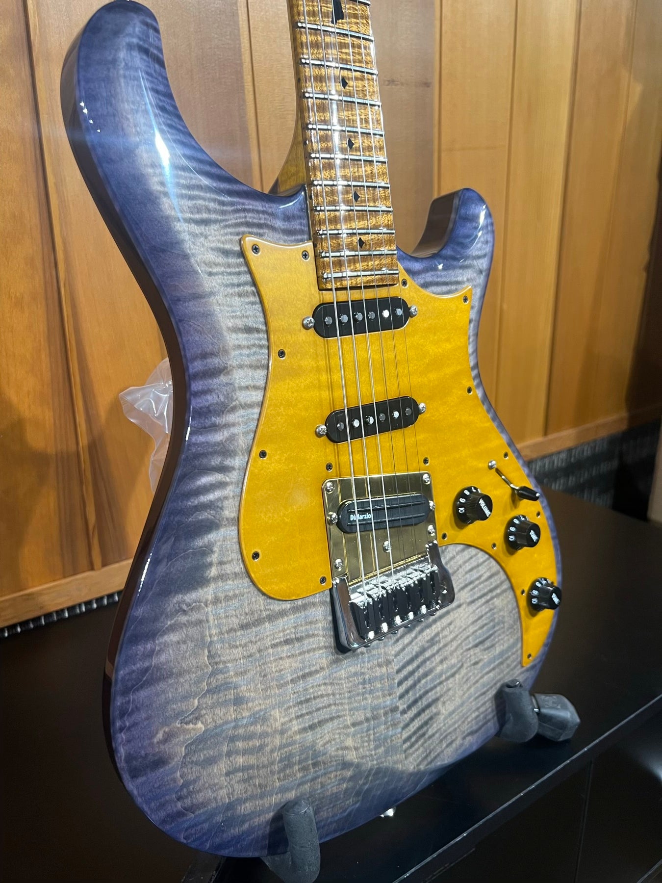 Knaggs Guitars - Severn Larry Mitchell in Blueburst  #66
