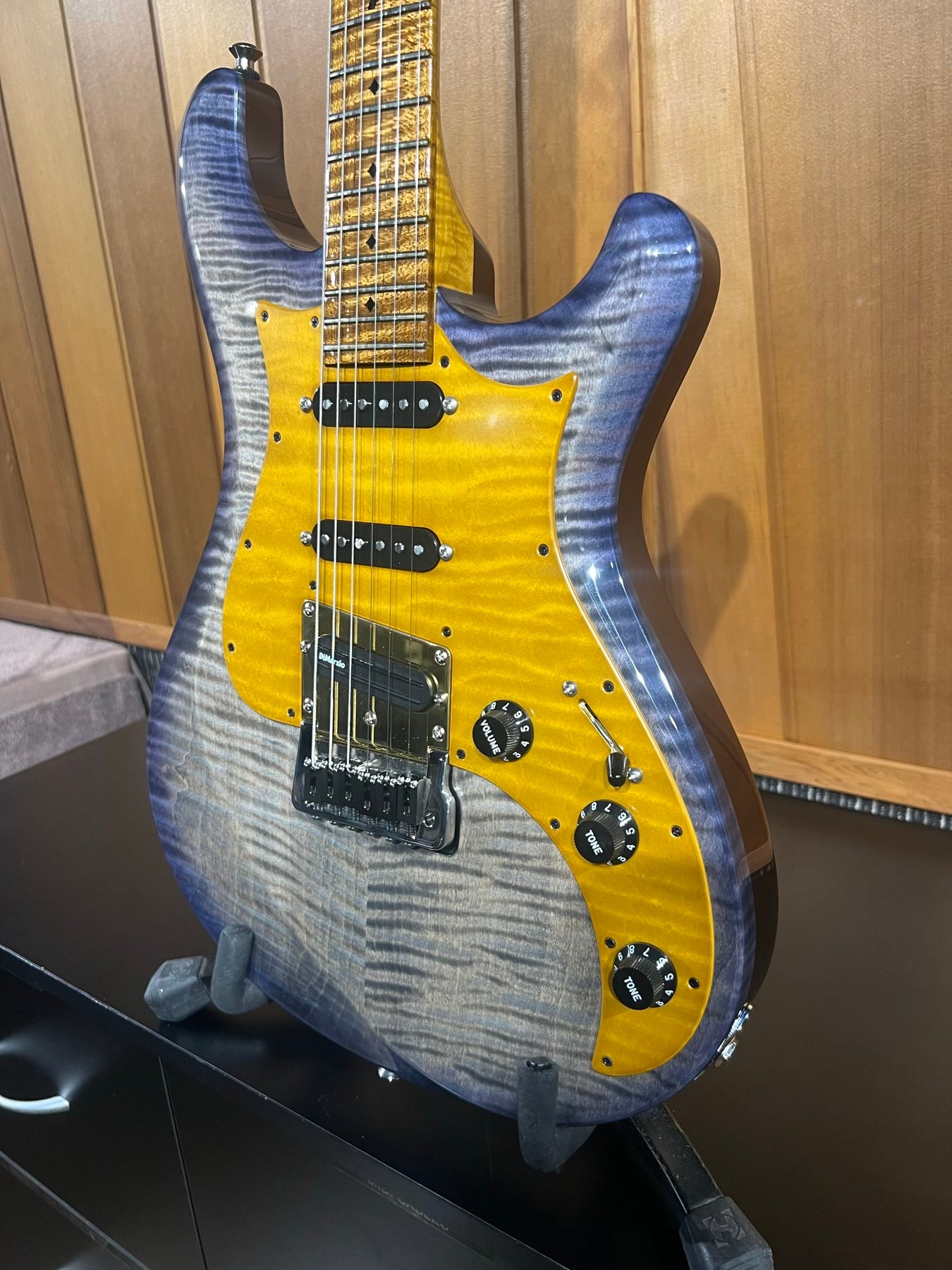 Knaggs Guitars - Severn Larry Mitchell in Blueburst  #66