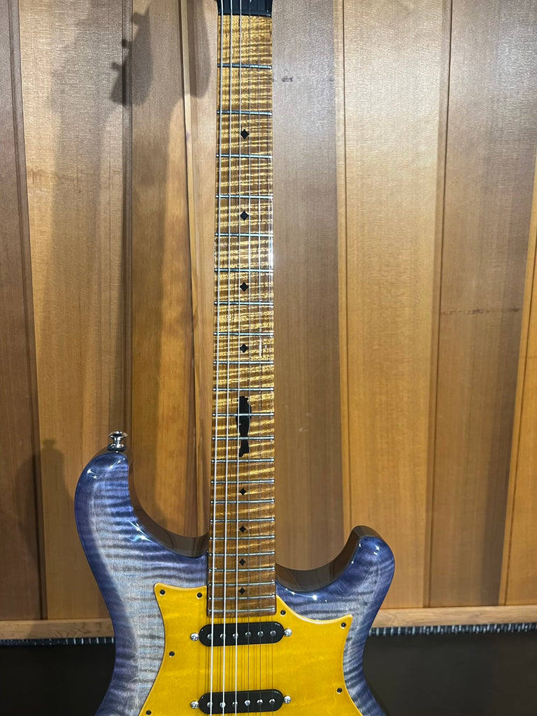 Knaggs Guitars USA - Severn - Larry Mitchell in Blueburst  #66