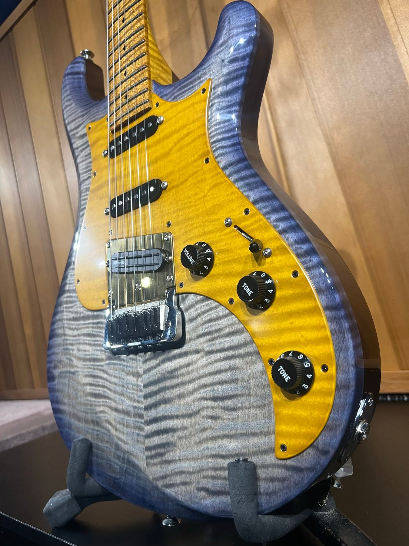 Knaggs Guitars - Severn Larry Mitchell in Blueburst  #66