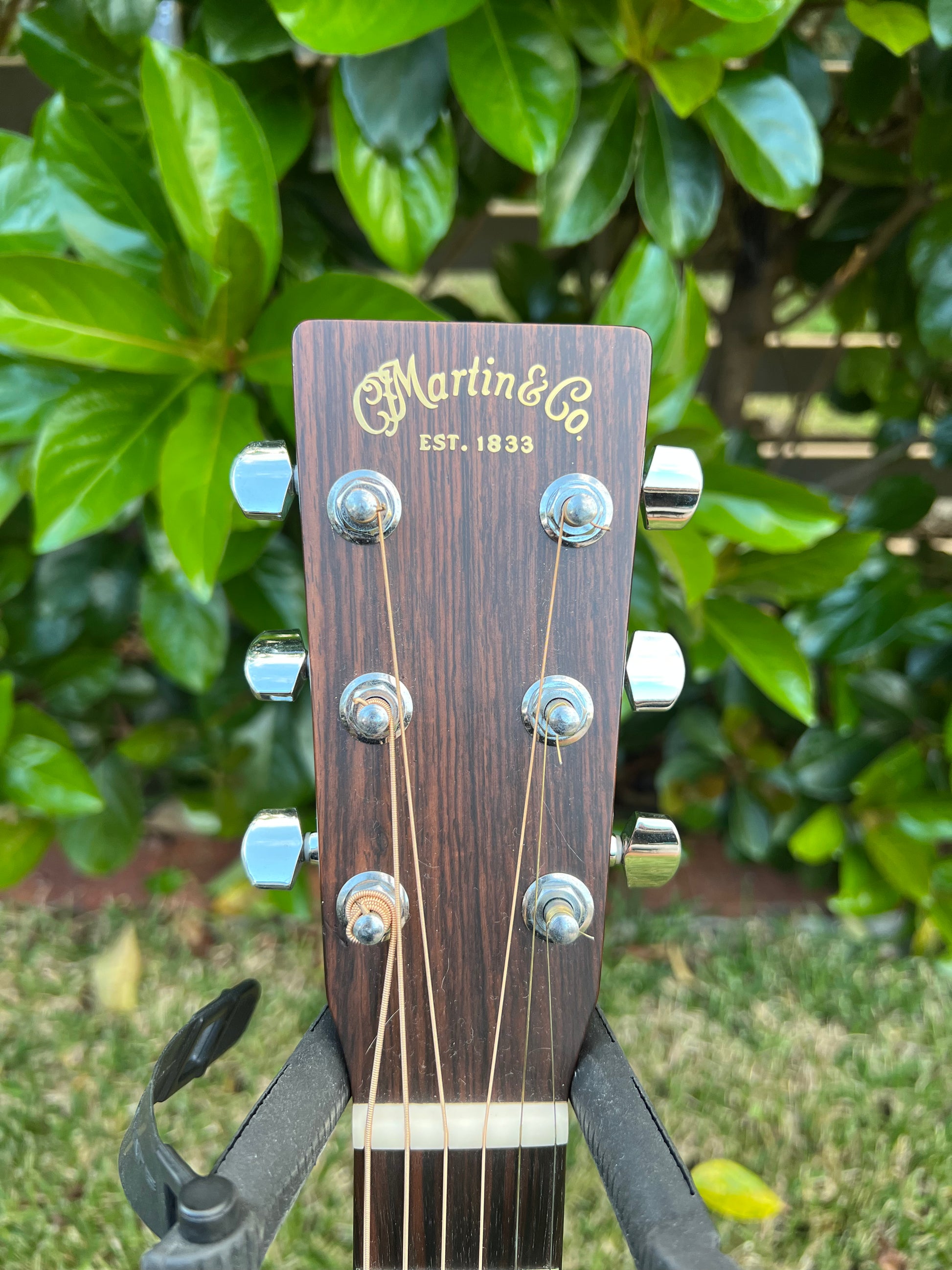 Martin OMC16RE-Aura  (Second Hand)