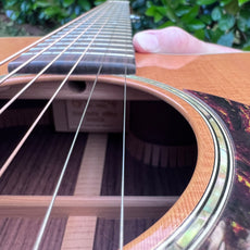 Martin OMC16RE-Aura  (Second Hand)