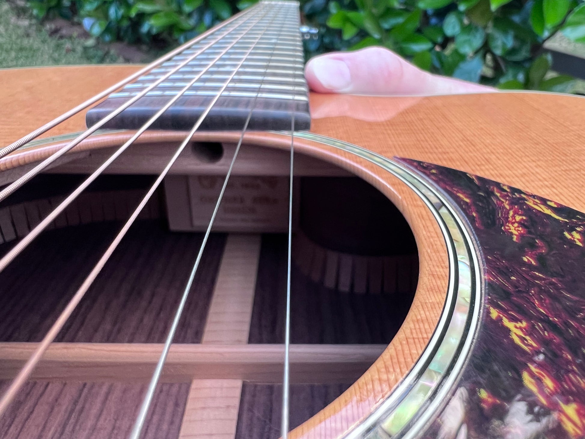 Martin OMC16RE-Aura  (Second Hand)