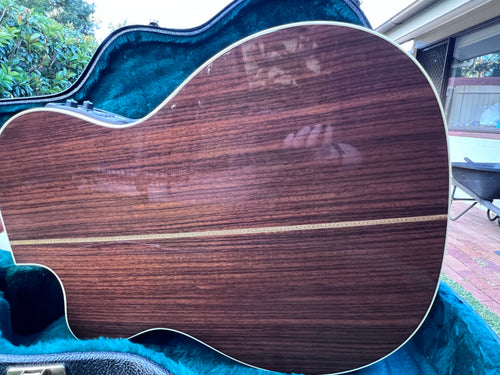 Martin OMC16RE-Aura  (Second Hand)