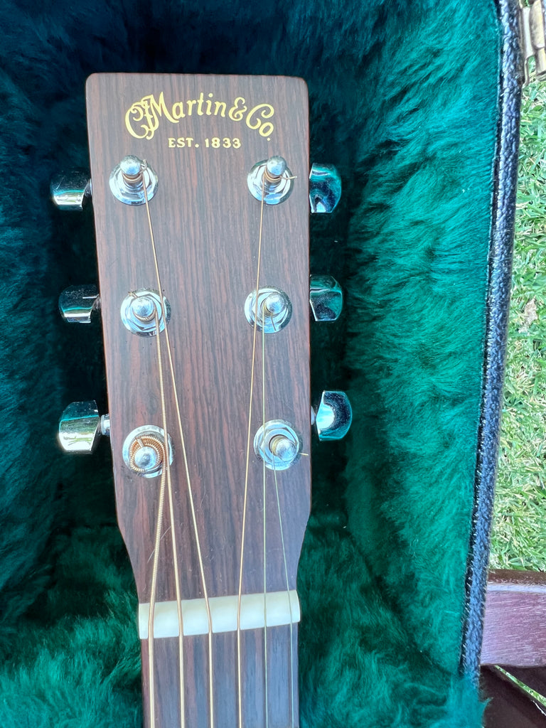 Martin OMC16RE-Aura  (Second Hand)