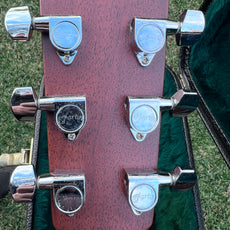 Martin OMC16RE-Aura  (Second Hand)