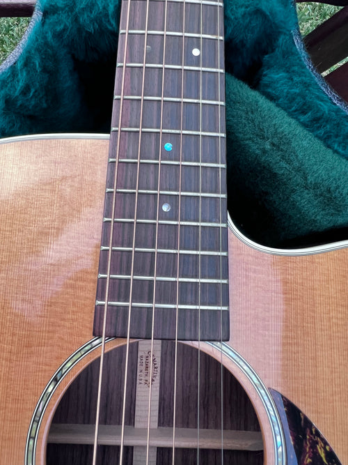 Martin OMC16RE-Aura  (Second Hand)