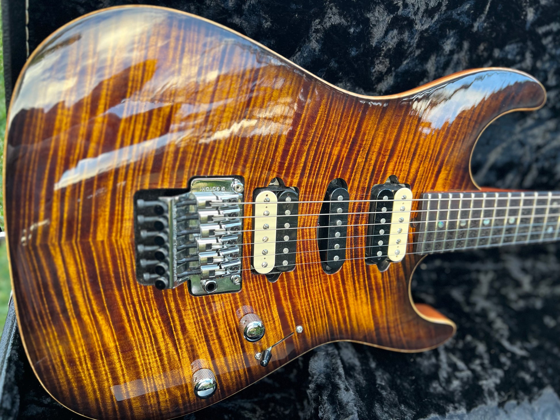 Suhr Bengal Burst Standard&nbsp  (Second Hand)